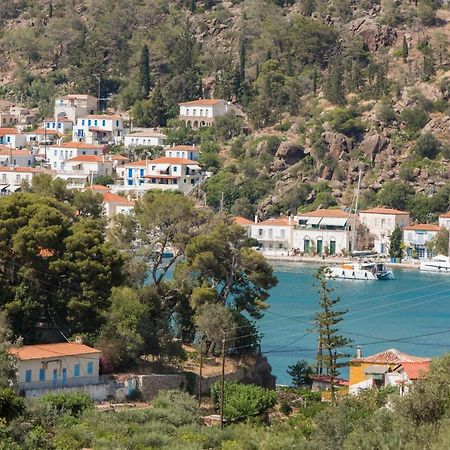 Agiazi Poros Summer House Galatás エクステリア 写真