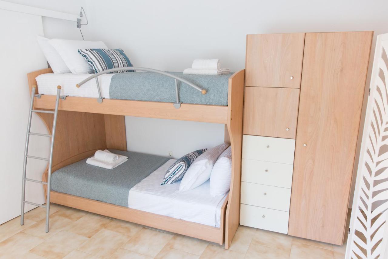 Agiazi Poros Summer House Galatás エクステリア 写真