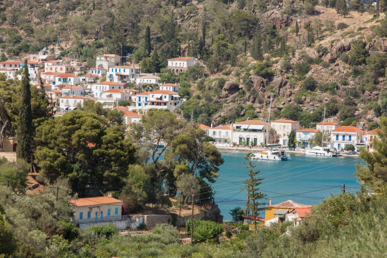 Agiazi Poros Summer House Galatás エクステリア 写真