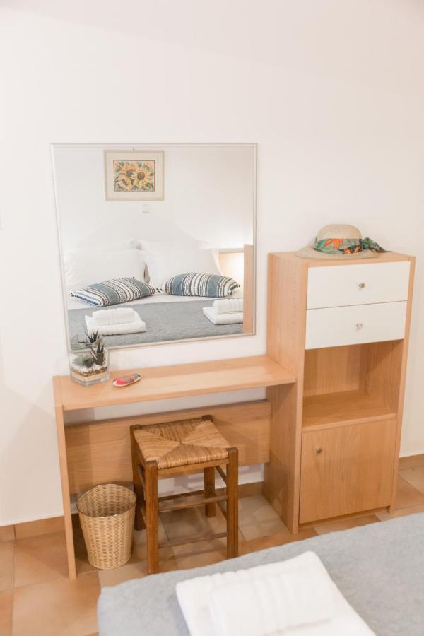 Agiazi Poros Summer House Galatás エクステリア 写真